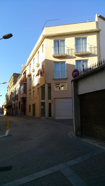 Hostal Sant Sadurní Sant Sadurní dʼAnoia Exterior foto
